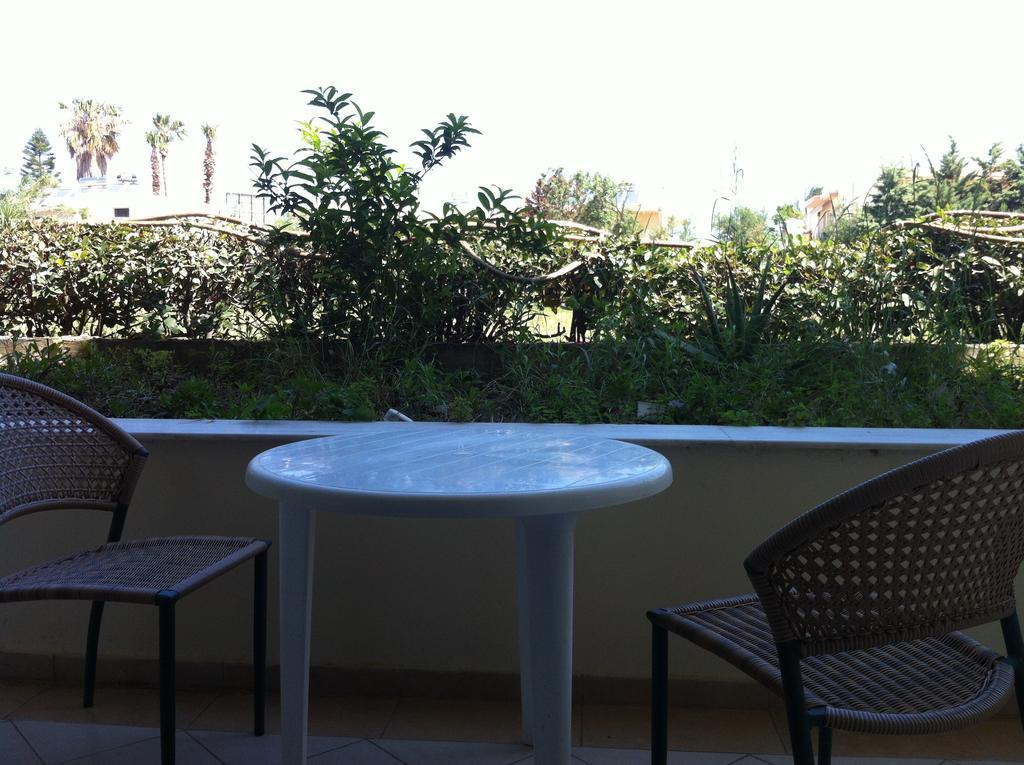 Olgas Paradise Apartments Psalidi  Exterior photo