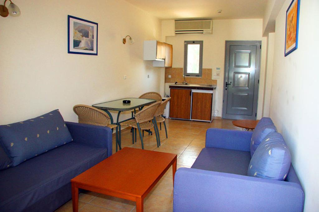 Olgas Paradise Apartments Psalidi  Exterior photo
