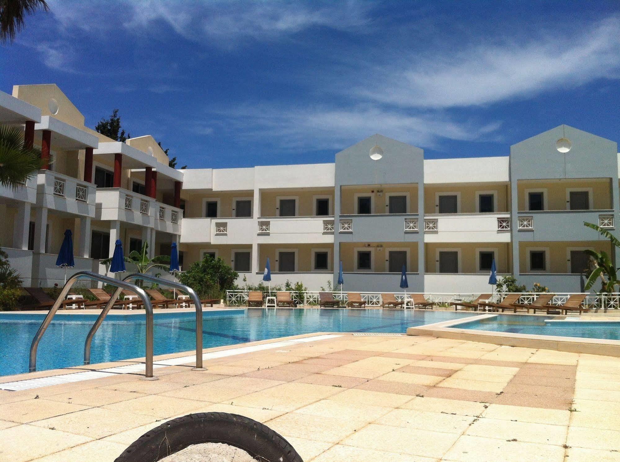 Olgas Paradise Apartments Psalidi  Exterior photo